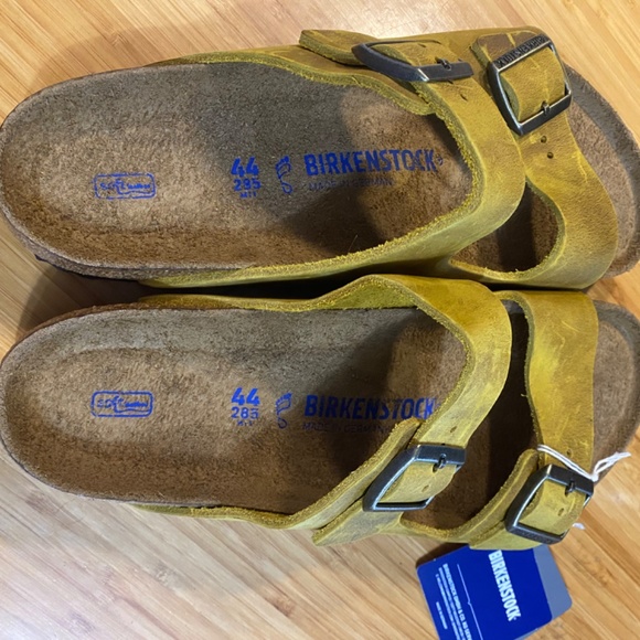 Birkenstock Arizona Sandal.  New In Box - Picture 4 of 6